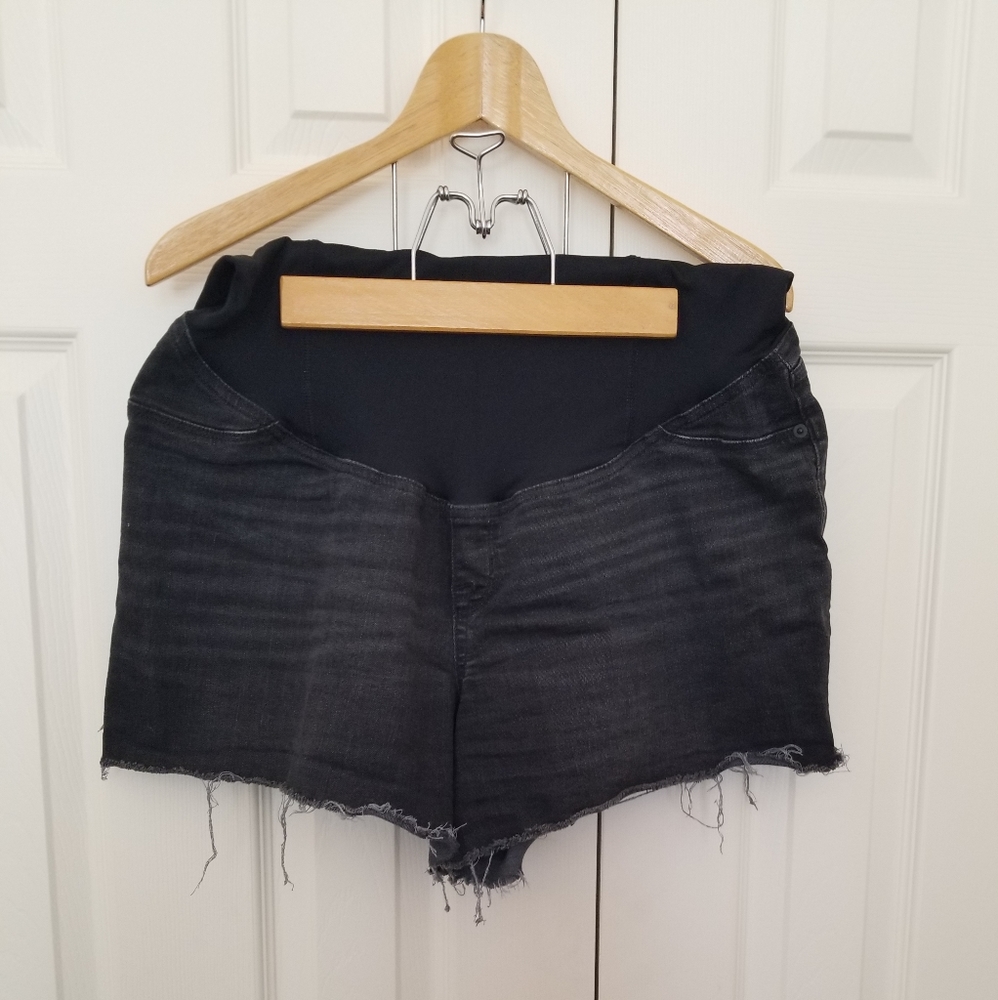 Maternity Shorts Size 12